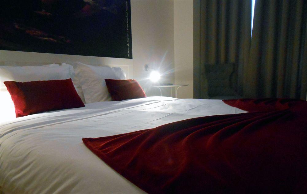 Arsenal Apartahotel