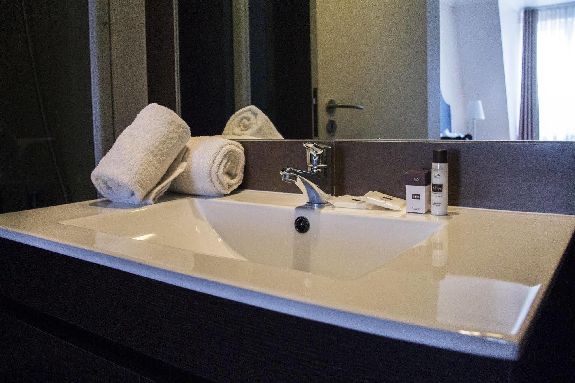 Arsenal Apartahotel